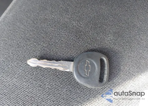 2003 Chevrolet Silverado 1500 Ls z USA, uszkodzony, nr VIN 2GCEC19V631274894